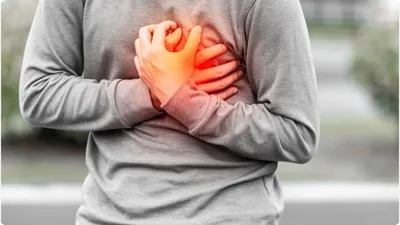 હાર્ટના દર્દીઓએ ન કરવા જોઈએ આ 5 યોગાસન  વધી શકે છે હૃદય રોગનો ખતરો