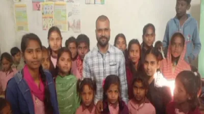 સરકારી શાળામાં ભાગ્યે જ જોવા મળે આવા શિક્ષક  વિદાય પર ધ્રુસકે ધ્રુસકે રડી પડ્યા બાળકો  જુઓ વિડીયો